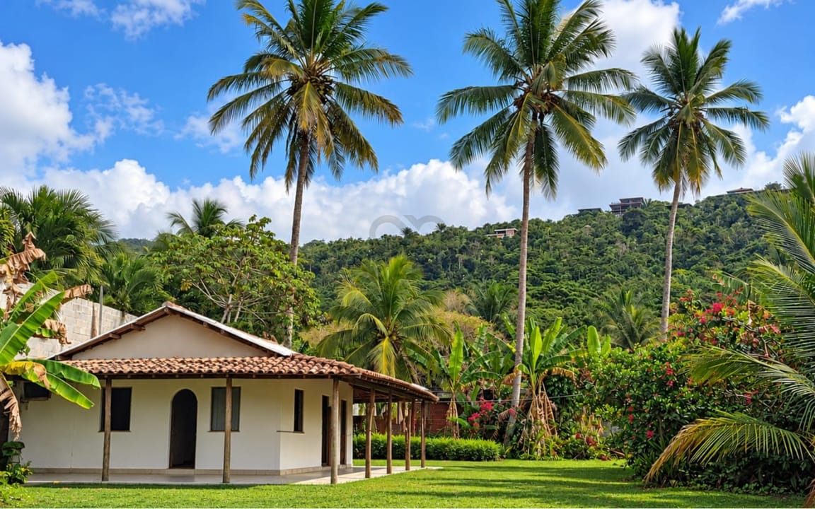 CASA RESIDENCIAL 2 DORMITÓRIOS - PRAIA PÉ DE SERRA - URUÇUCA/BA