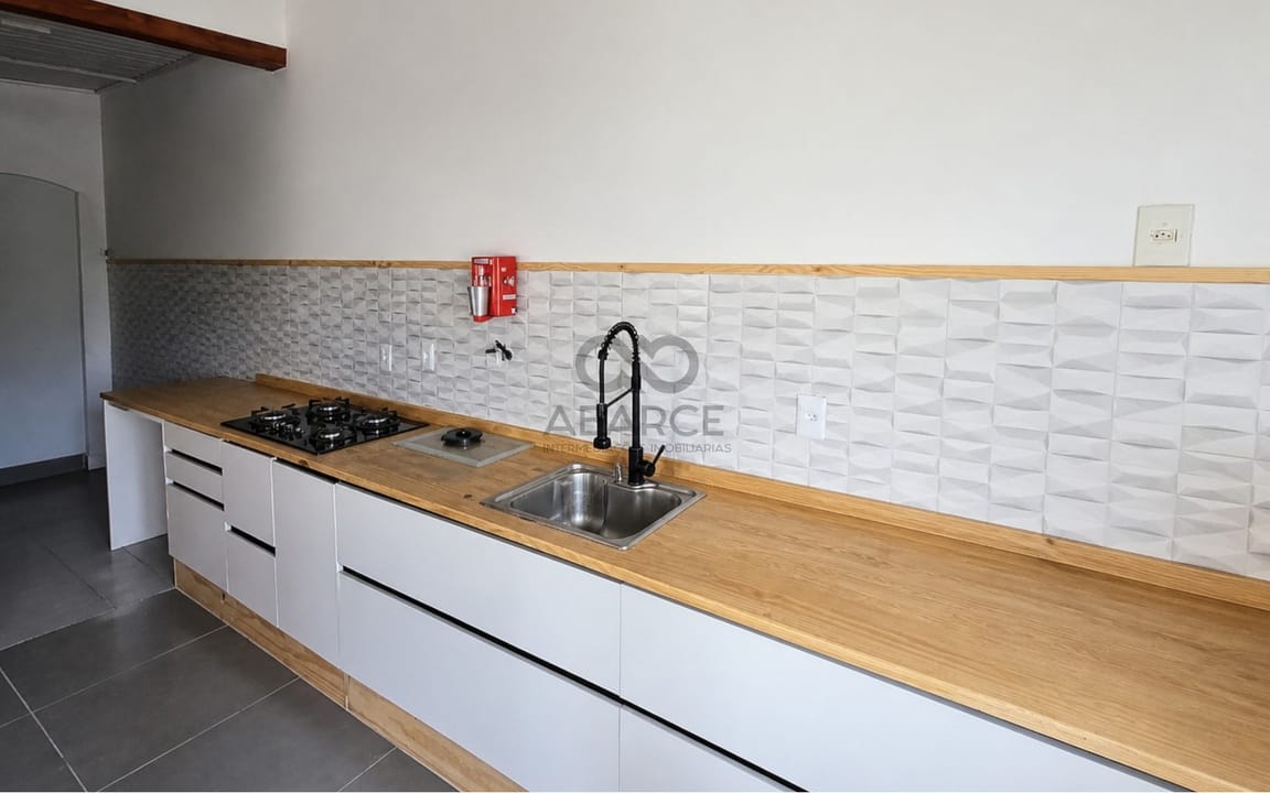 CASA RESIDENCIAL 5 DORMS SENDO 2 SUÍTES - HERNANI SÁ - ILHÉUS/BA - Imagem 5
