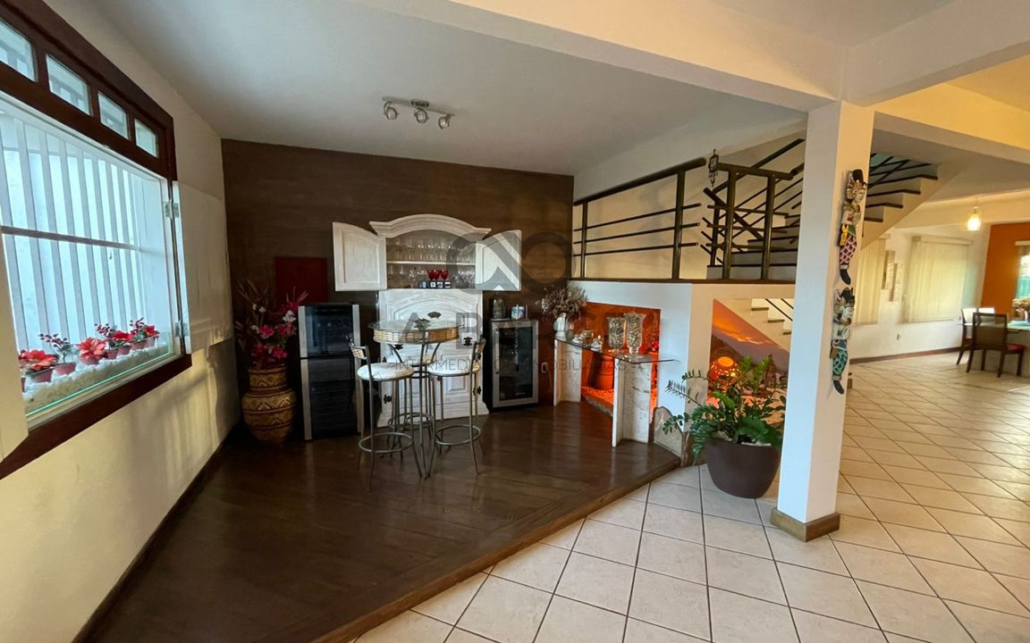CASA RESIDENCIAL 4 DORMS SENDO 2 SUÍTES –  OUTEIRO - ILHÉUS/BA - Imagem 4