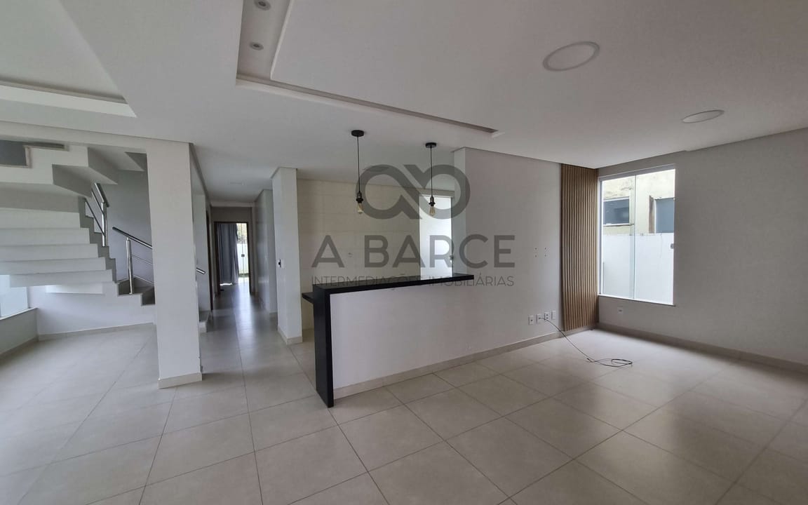 CASA 3 DORMS SENDO 1 SUÍTE - PRAIA DOS MILIONÁRIOS – ILHÉUS/BA - Imagem 2