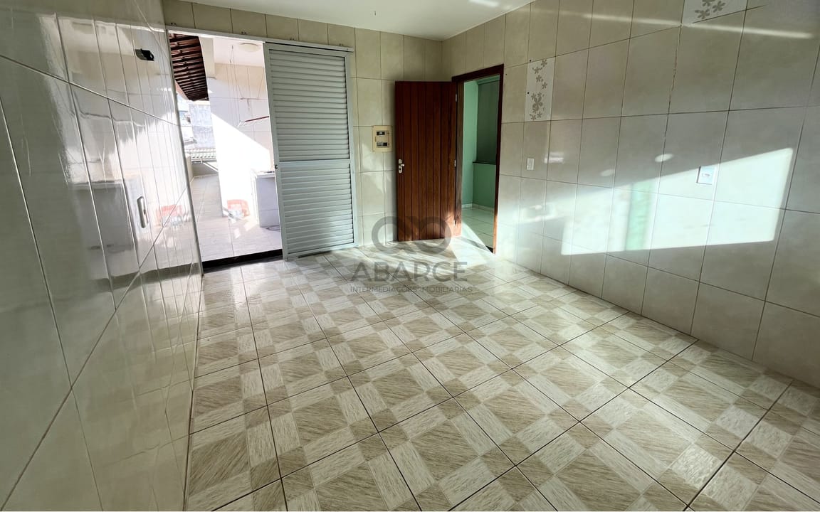 CASA RESIDENCIAL 4 DORMS SENDO 1 SUÍTE - LOT. PRAIA DOURADA - ILHÉUS/BA - Imagem 4