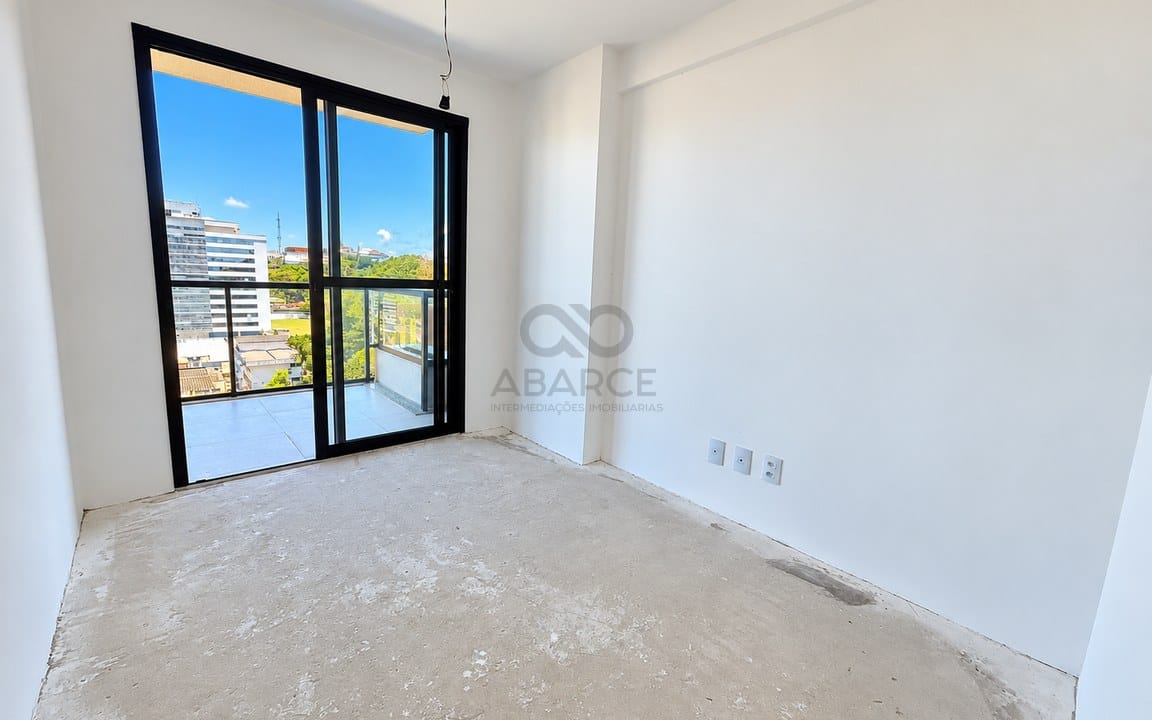 Apartamento Moderno em Acabamento com Varanda.jpg