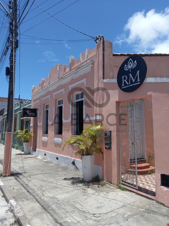 CASA RESIDENCIAL 3 SUÍTES - CENTRO - CANAVIEIRAS/BA - Imagem 3