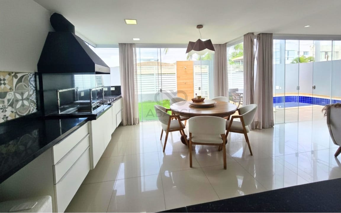 CASA RESIDENCIAL 3 SUÍTES  -  COND. ALDEIA ATLÂNTIDA  -  ILHÉUS/BA - Imagem 5