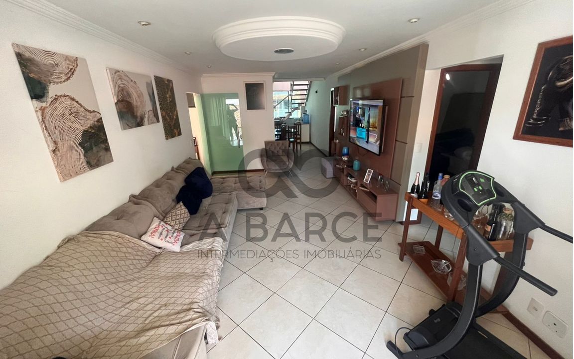 CASA RESIDENCIAL 4 DORMS SENDO 2 SUÍTES - HERNANI SÁ - ILHÉUS/BA - Imagem 2