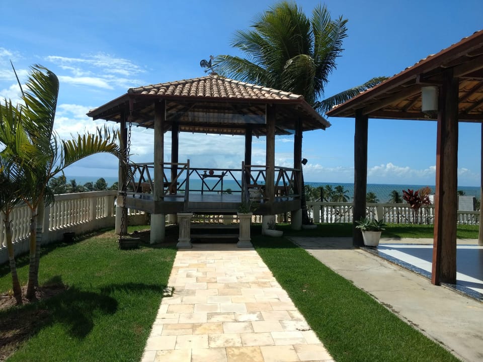 CASA RESIDENCIAL 5 SUÍTES -  COND. ALDEIA ATLÂNTIDA - ILHÉUS/BA - Imagem 2