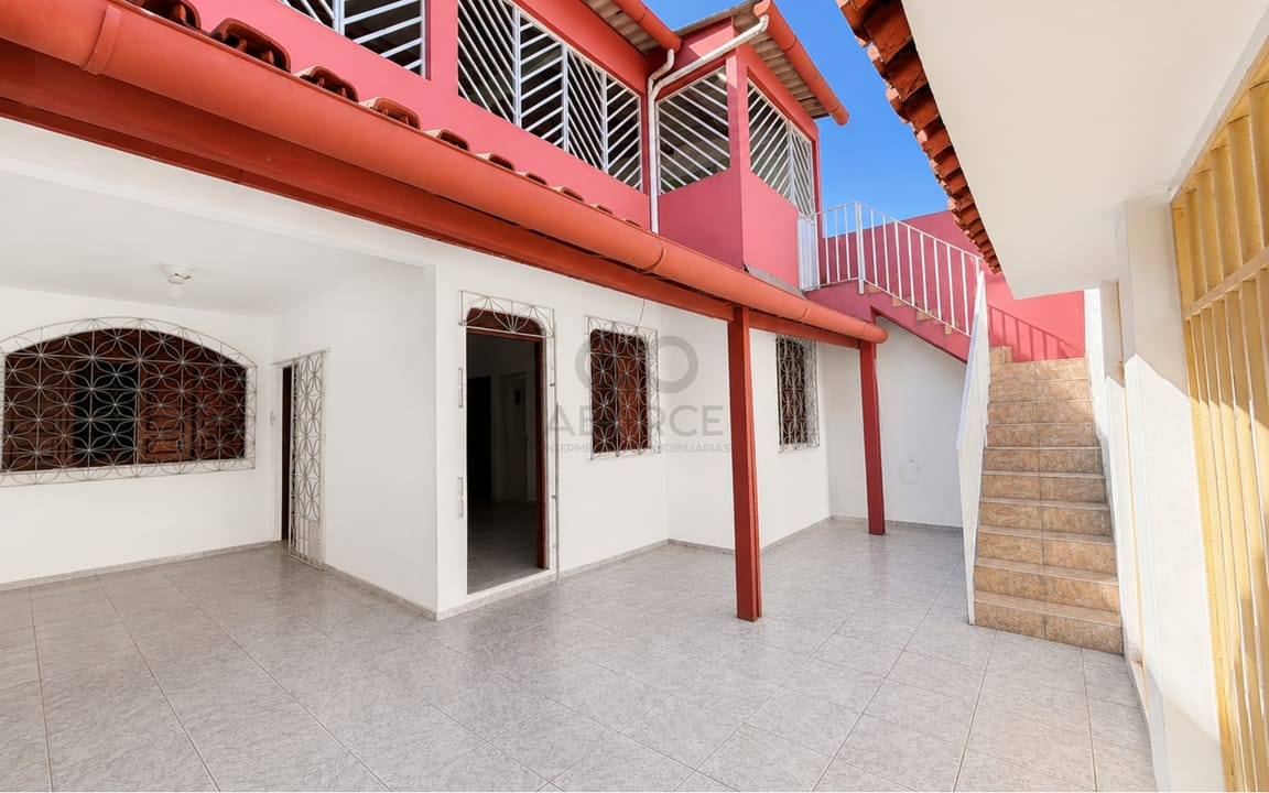CASA RESIDENCIAL 7 DORMS SENDO 2 SUÍTES – HERNANI SÁ – ILHÉUS/BA - Imagem 1