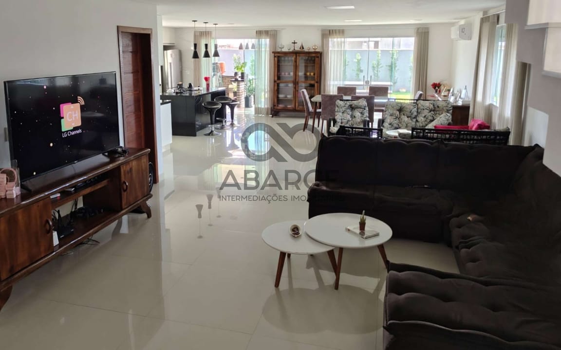 CASA RESIDENCIAL 4 DORMS SENDO 3 SUÍTES - COND. ALPHAPARK - ILHÉUS/BA - Imagem 2