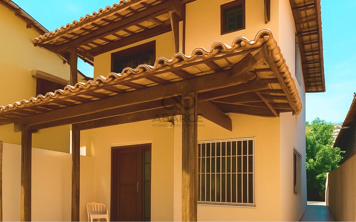 CASA RESIDENCIAL 3 DORMS SENDO 1 SUÍTE - CURURUPE - ILHÉUS/BA