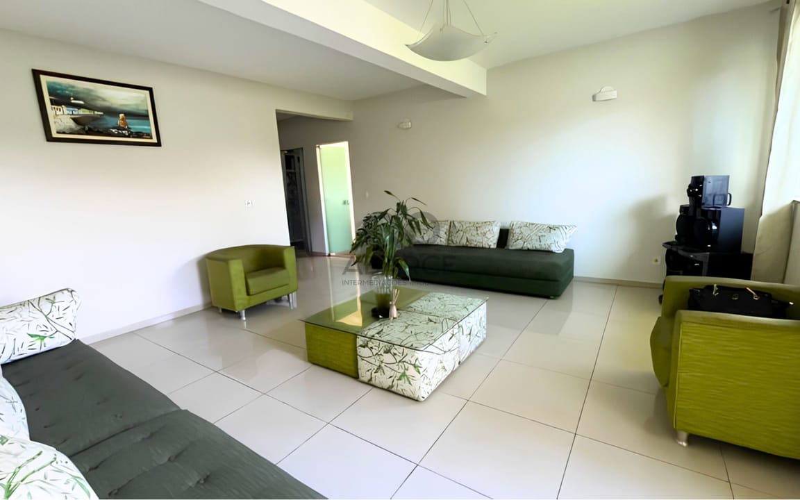 CASA RESIDENCIAL 5 DORMS SENDO 3 SUÍTES  -  JARDIM SAVÓIA  -  ILHÉUS/BA - Imagem 3