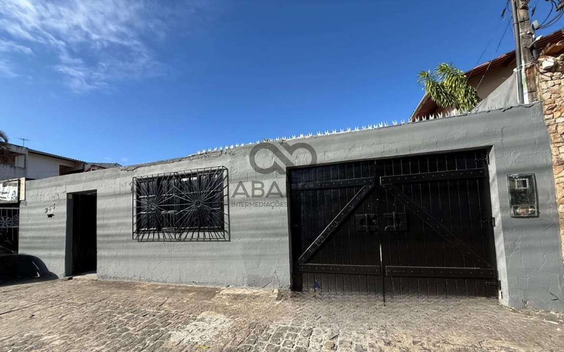 CASA RESIDENCIAL 3 DORMS SENDO 1 SUÍTE - CEPLUS - ILHÉUS/BA