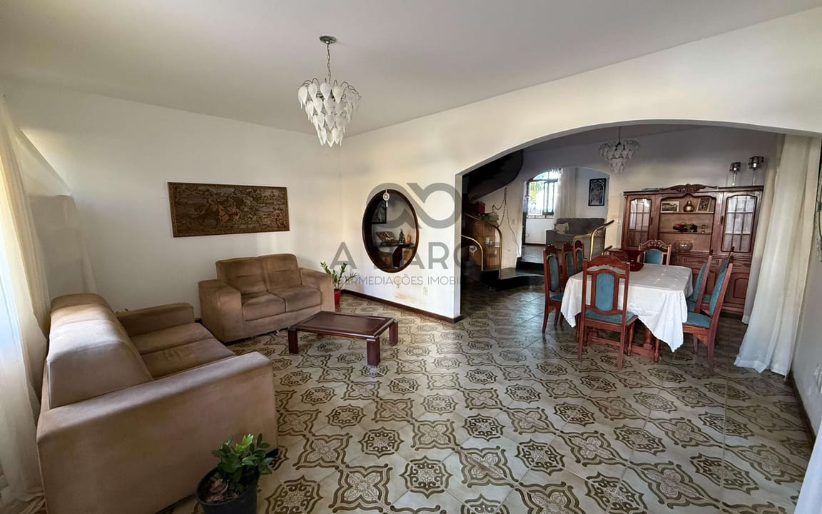 CASA RESIDENCIAL 5 DORMS SENDO 3 SUÍTES - CIDADE NOVA - ILHÉUS/BA - Imagem 1