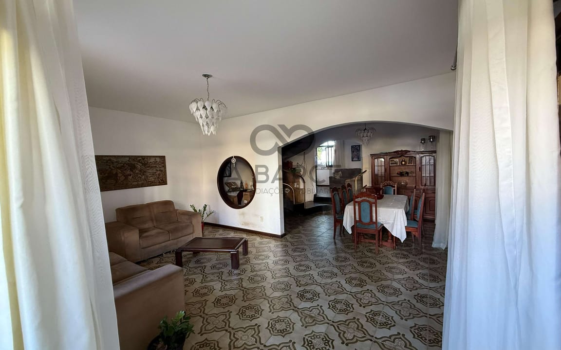 CASA RESIDENCIAL 5 DORMS SENDO 3 SUÍTES - CIDADE NOVA - ILHÉUS/BA - Imagem 2