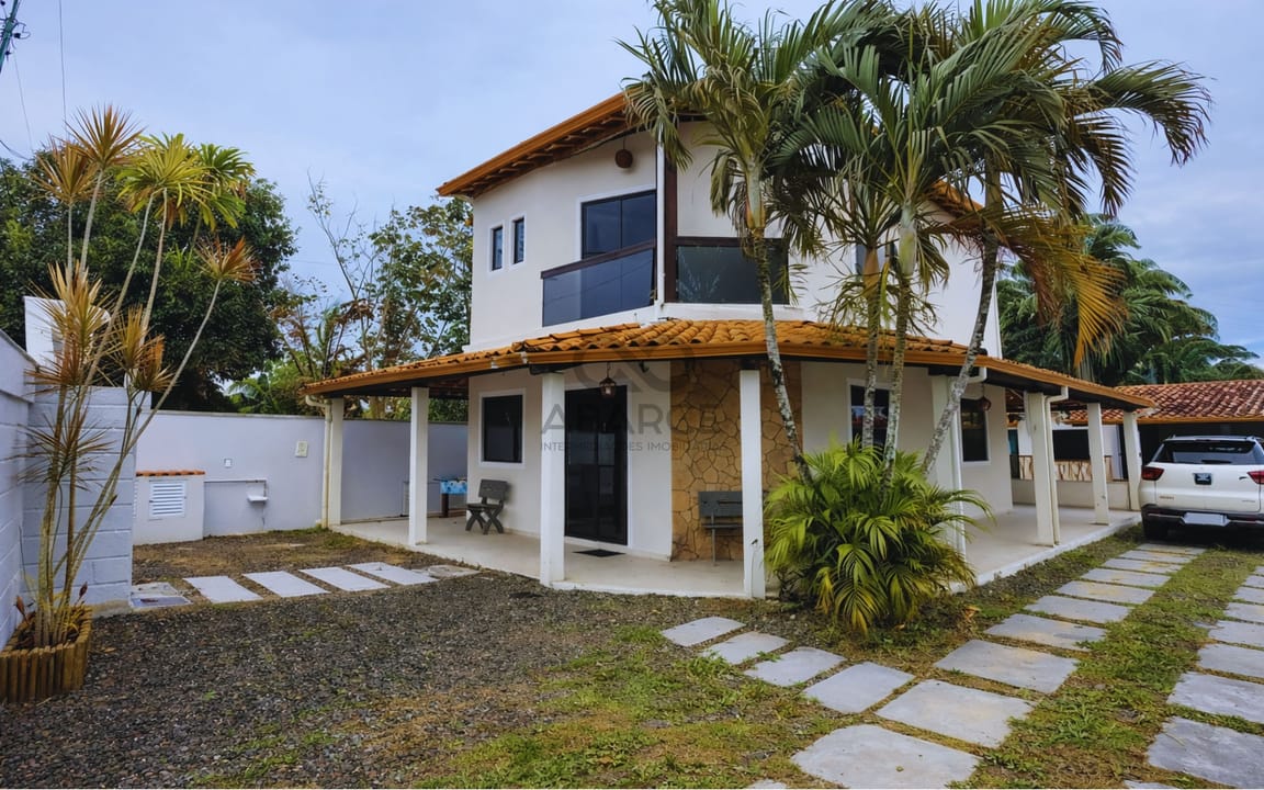 CASA RESIDENCIAL 5 DORMS SENDO 1 SUÍTE - COND. JÓIA DO ATLÂNTICO - ILHÉUS/BA